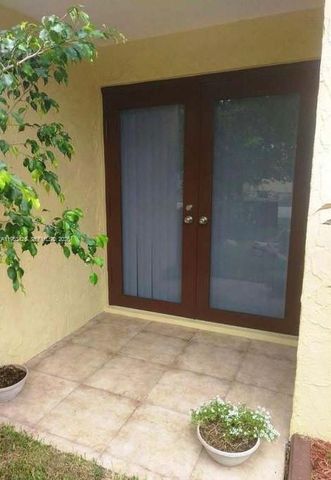 4329 NW 3rd Ave, Deerfield Beach, FL 33064