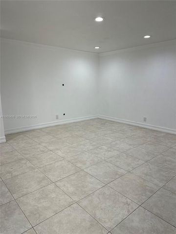 4329 NW 3rd Ave, Deerfield Beach, FL 33064