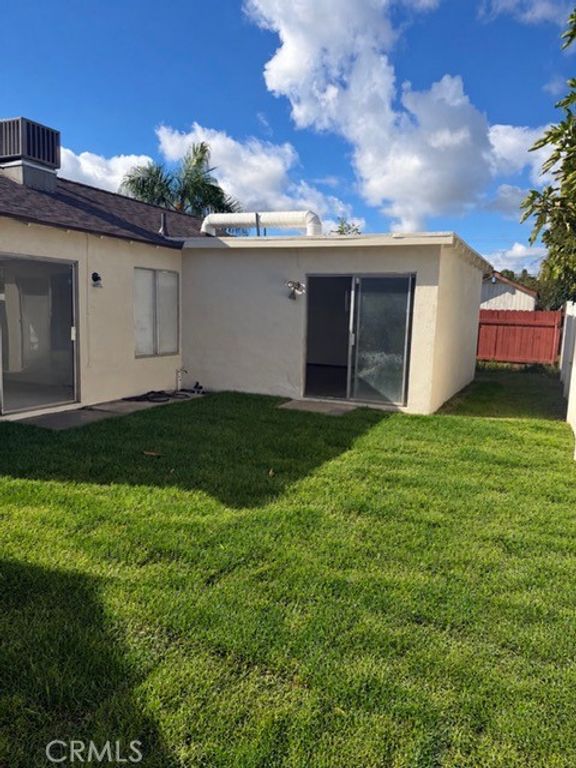 7951 Temecula, Riverside, CA 92503 — photo 2