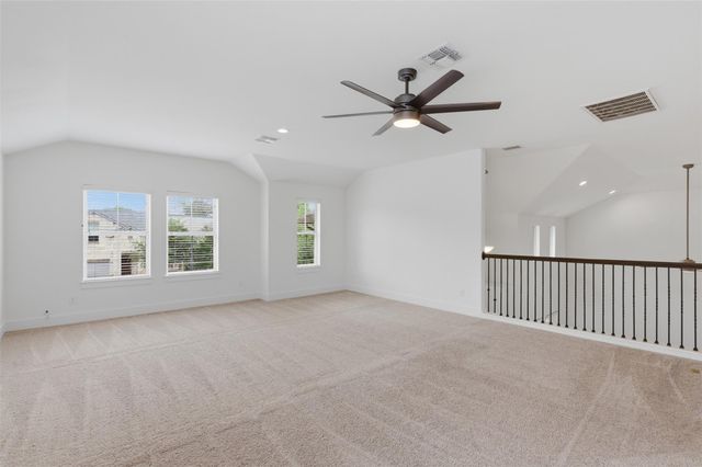 2004 Garretts WAY, Manchaca, TX 78652