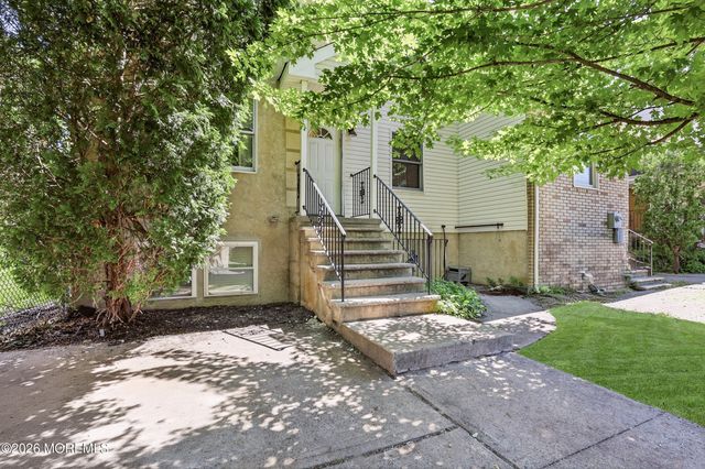 67 Whispering Pines Lane, Lakewood, NJ 08701