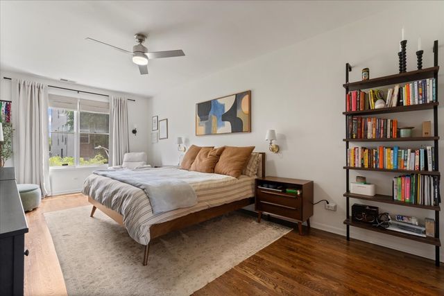 2040 W Belmont Avenue 302, Chicago, IL 60618