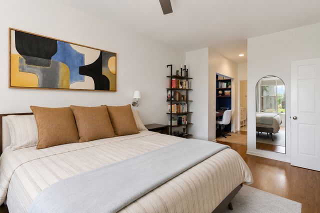 2040 W Belmont Avenue 302, Chicago, IL 60618