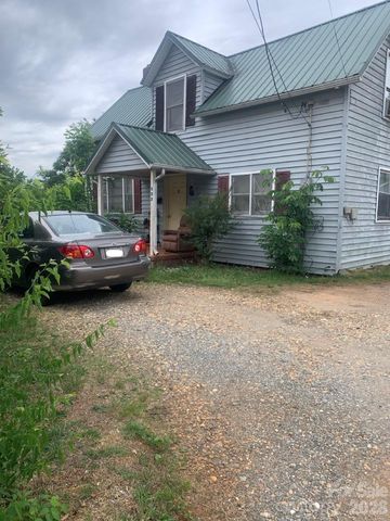 522 W Concord Street, Morganton, NC 28655