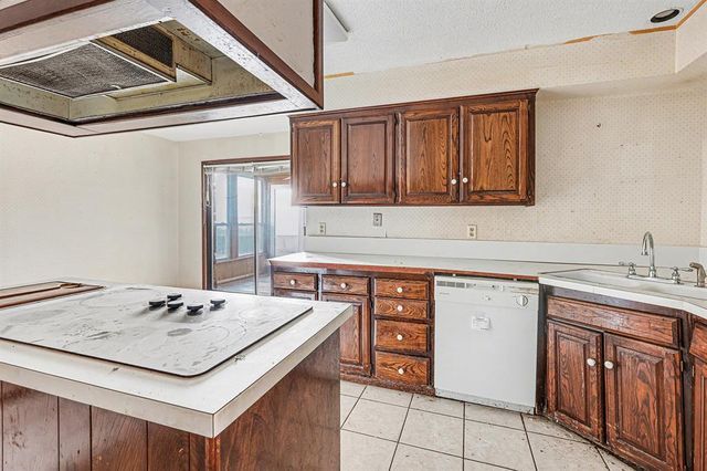 12108 Robinwood Place, Oklahoma City, OK 73120