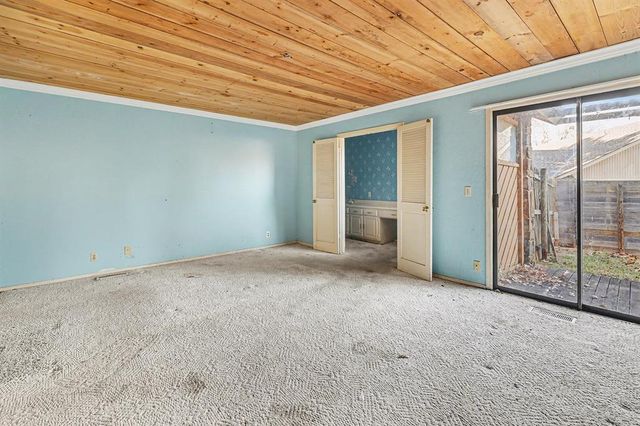 12108 Robinwood Place, Oklahoma City, OK 73120