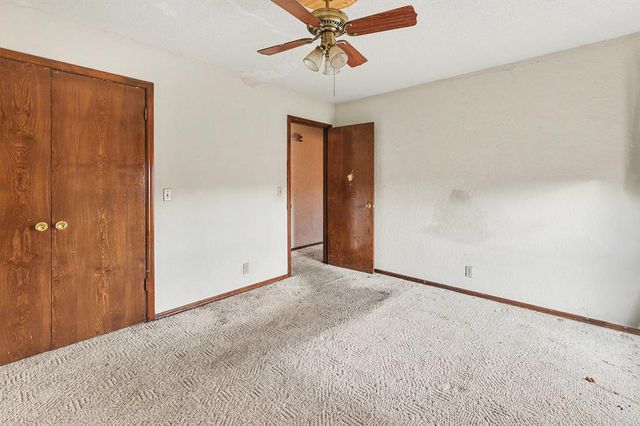 12108 Robinwood Place, Oklahoma City, OK 73120