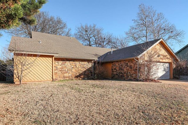 12108 Robinwood Place, Oklahoma City, OK 73120