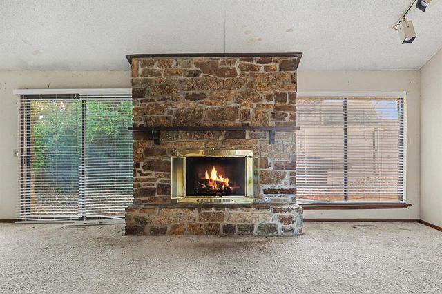 12108 Robinwood Place, Oklahoma City, OK 73120