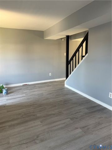 222 Knightsmanor Ct, Henrico, VA 23227