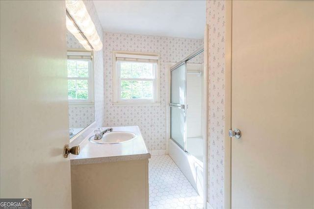 155 Crestwood Drive, Athens, GA 30605