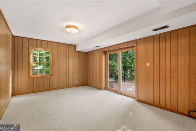 155 Crestwood Drive, Athens, GA 30605