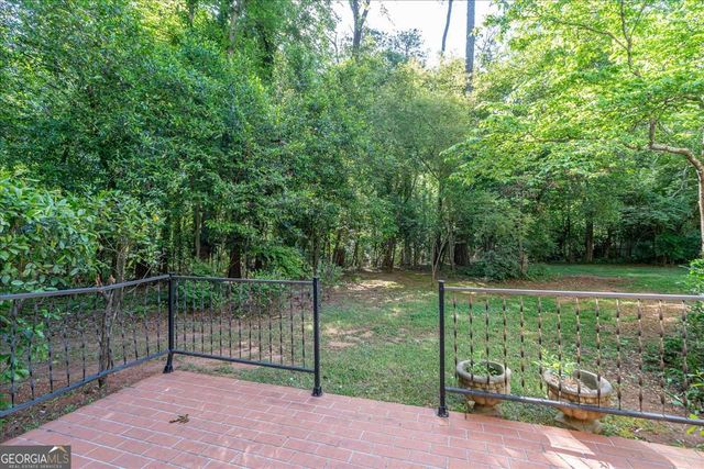 155 Crestwood Drive, Athens, GA 30605