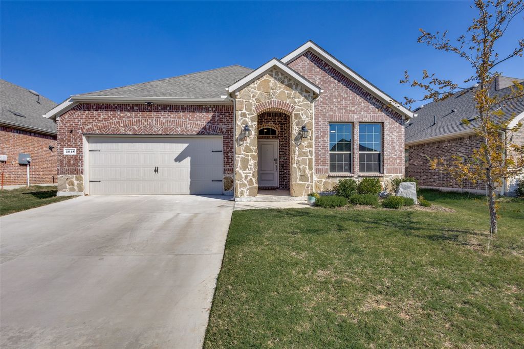 2918 Jasper Trail, Aubrey, TX 76227