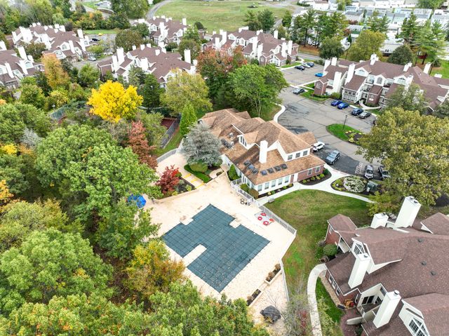 112 Carriage Crossing Lane 112, Middletown, CT 06457