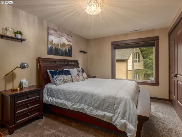 29510 Ne 85TH Cir, Camas, WA 98607