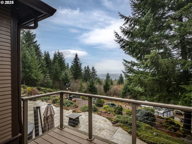 29510 Ne 85TH Cir, Camas, WA 98607