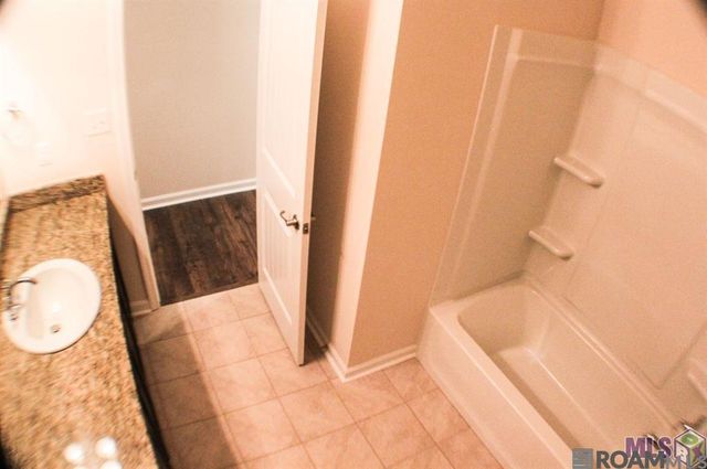 17609 Eagles Perch Dr, Prairieville, LA 70769