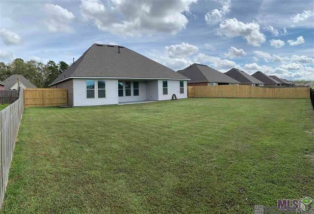 17609 Eagles Perch Dr, Prairieville, LA 70769