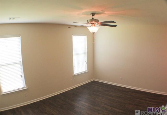 17609 Eagles Perch Dr, Prairieville, LA 70769