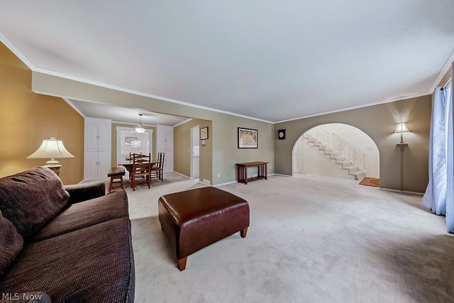 6982 Carol Drive, Independence, OH 44131