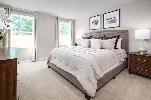 4 WHITE BIRCH RD, Waynesboro, VA 22980