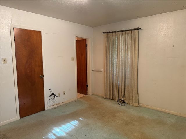 208 SW 4th Street, Kerens, TX 75144