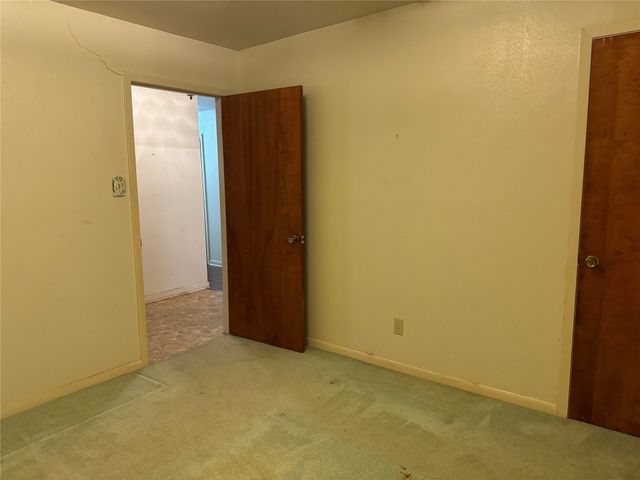 208 SW 4th Street, Kerens, TX 75144