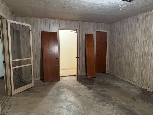 208 SW 4th Street, Kerens, TX 75144