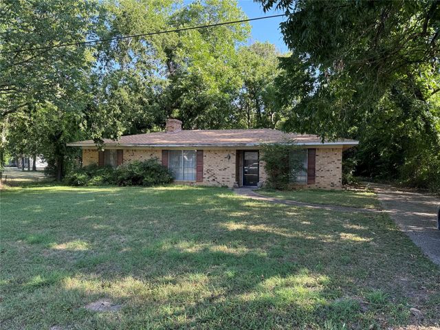 208 SW 4th Street, Kerens, TX 75144