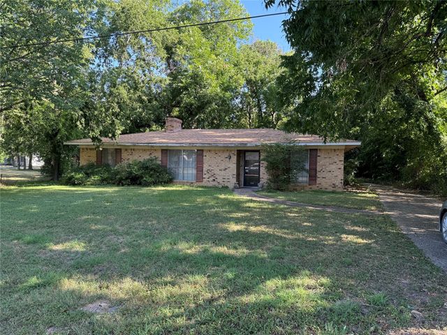 208 SW 4th Street, Kerens, TX 75144