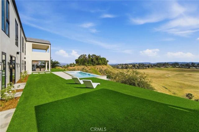 22328 S Summit Ridge Circle, Chatsworth, CA 91311