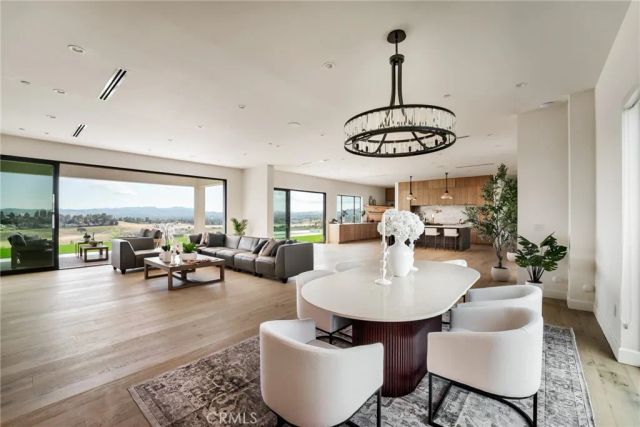 22328 S Summit Ridge Circle, Chatsworth, CA 91311