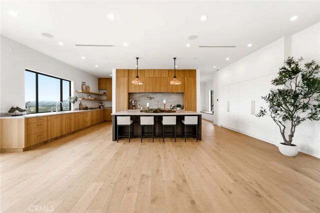 22328 S Summit Ridge Circle, Chatsworth, CA 91311