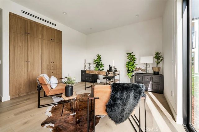 22328 S Summit Ridge Circle, Chatsworth, CA 91311