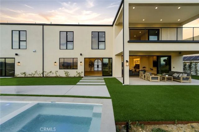 22328 S Summit Ridge Circle, Chatsworth, CA 91311