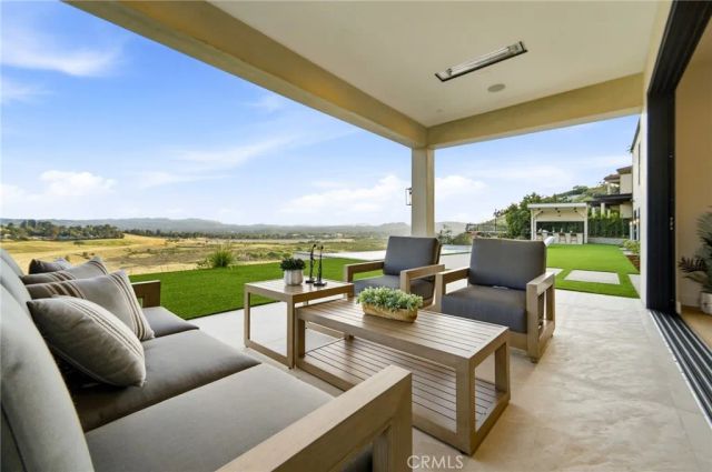 22328 S Summit Ridge Circle, Chatsworth, CA 91311