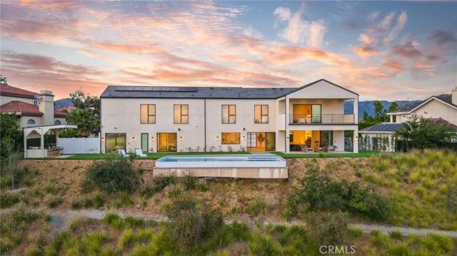 22328 S Summit Ridge Circle, Chatsworth, CA 91311