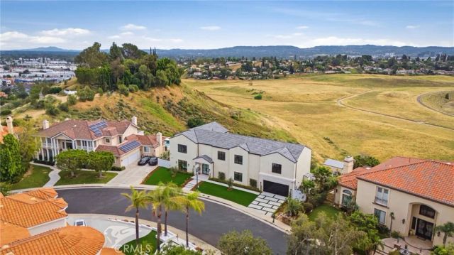 22328 S Summit Ridge Circle, Chatsworth, CA 91311