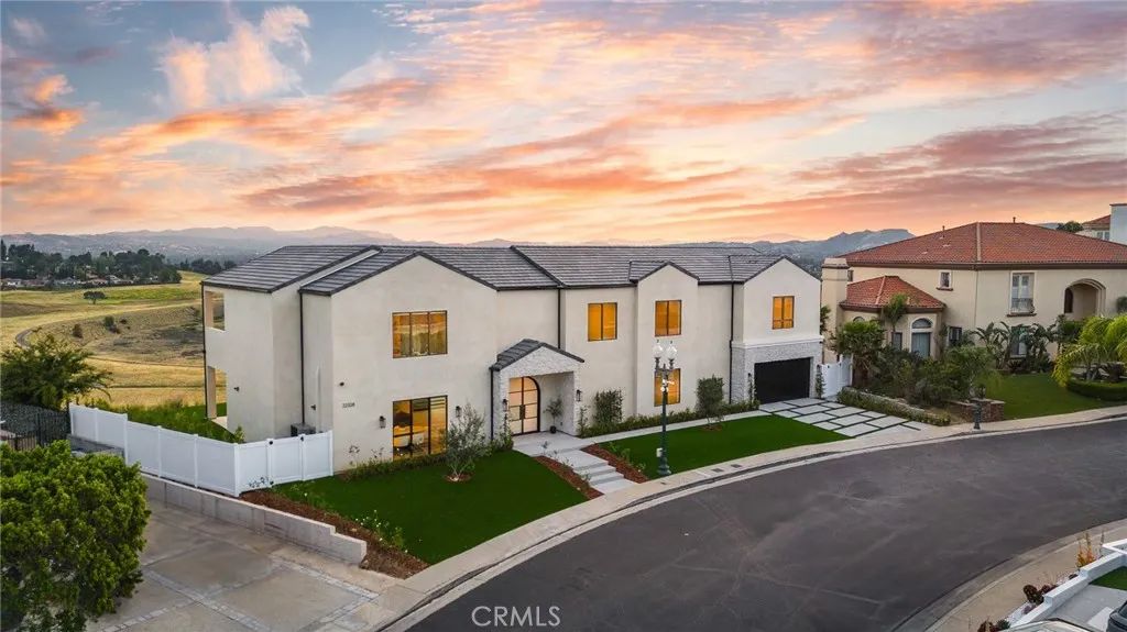 22328 S Summit Ridge Circle, Chatsworth, CA 91311