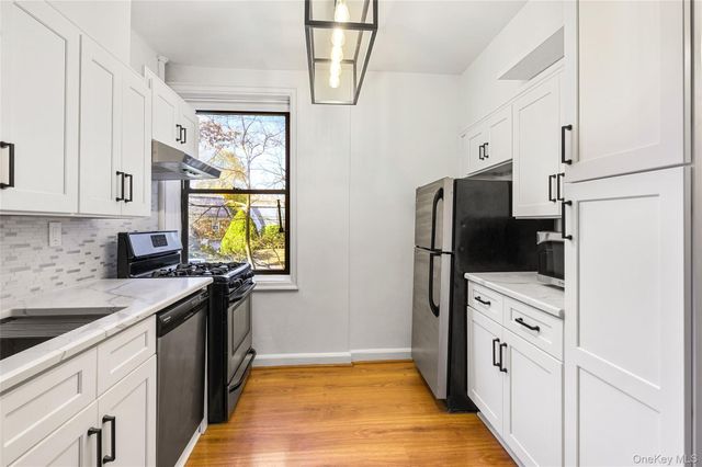 212 Larchmont Acres West 2B, Larchmont, NY 10538