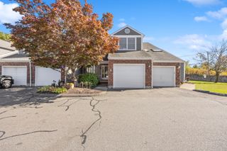 1325 Farmington Avenue APT 2, Bristol, CT 06010