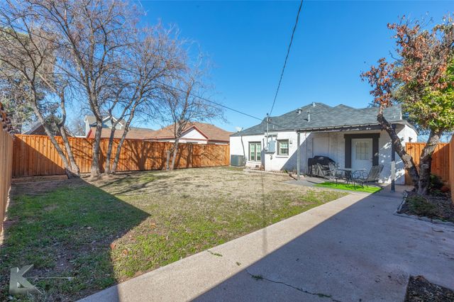 1934 Sayles Boulevard, Abilene, TX 79605