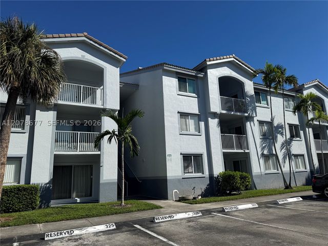 2640 S University Dr 113, Davie, FL 33328