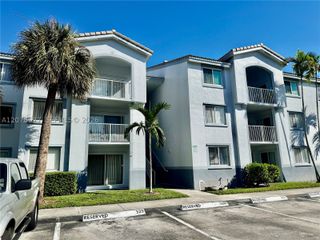 2640 S University Dr 113, Davie, FL 33328