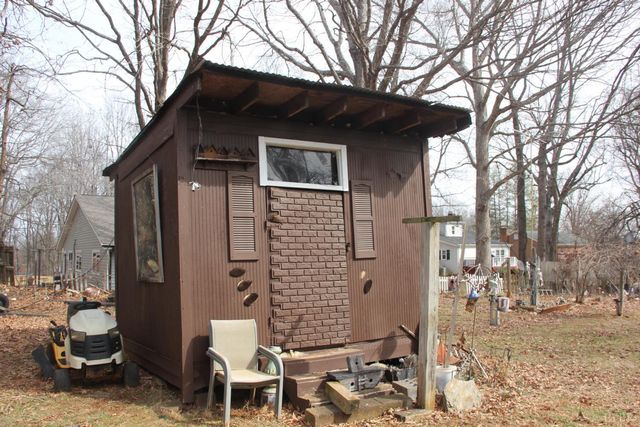 42 Edgeway Drive, Lynchburg, VA 24502