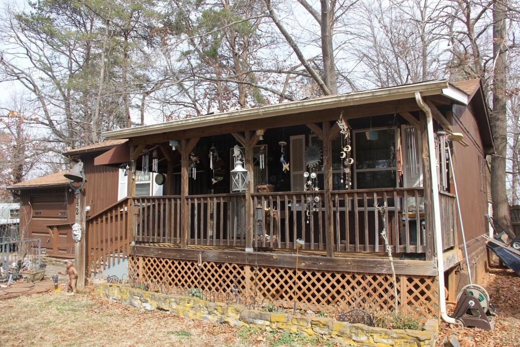 42 Edgeway Drive, Lynchburg, VA 24502