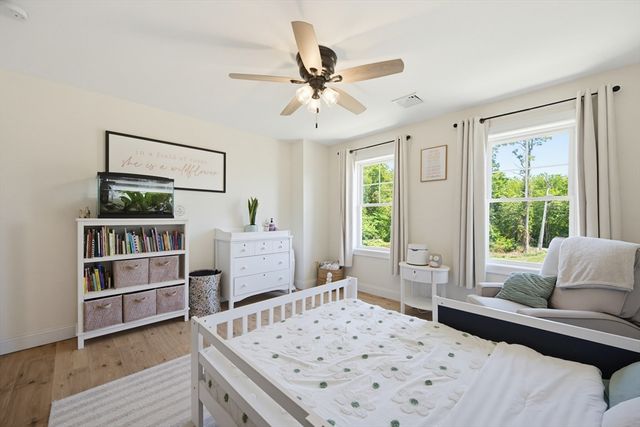 1479 Main St, Acushnet, MA 02743