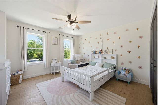 1479 Main St, Acushnet, MA 02743
