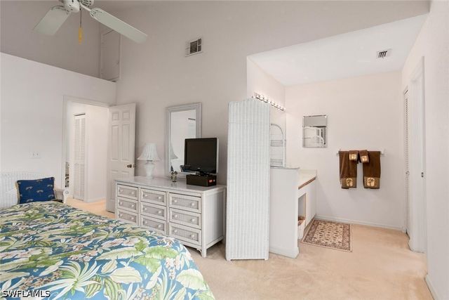 81 EMERALD WOODS DR M8, Naples, FL 34108